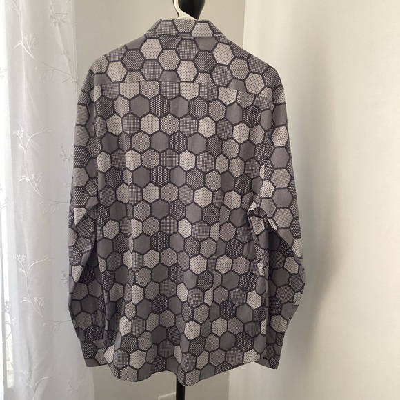 The Dark Knight Joker’s Hexagon Shirt – Halloween Costume/Fancy Dress – Size XL - Picture 2 of 7